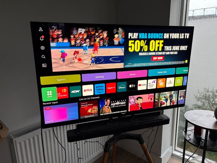 Lg Tv With Sound Bar - Oled55cs6la