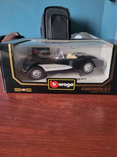 Burago Corvette