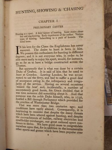 The Horseman's Year Book. Edited By Lt.col.w.e.lyon. 1950 First Edition Hardback In Good Condition. Plus Hunting,showing, And Chasing. By Sam Marsh. See Photos For Same.