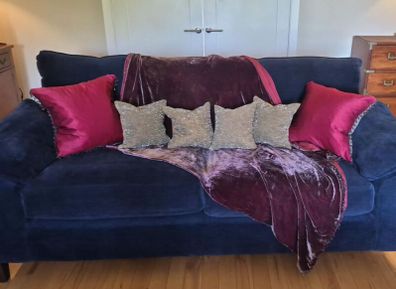 Luxury Cushion Set x6 + Matching Throw
