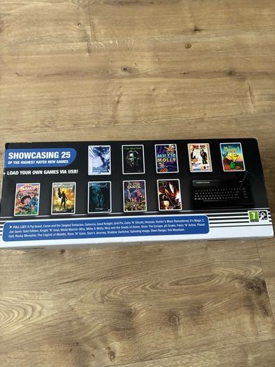 Commodore 64 , The C64 Mini Black Edition with 25 Games and Controllers