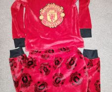 New.boys winter pijamas.age 8/9