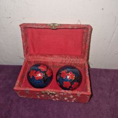 Chinese Mediation sound balls