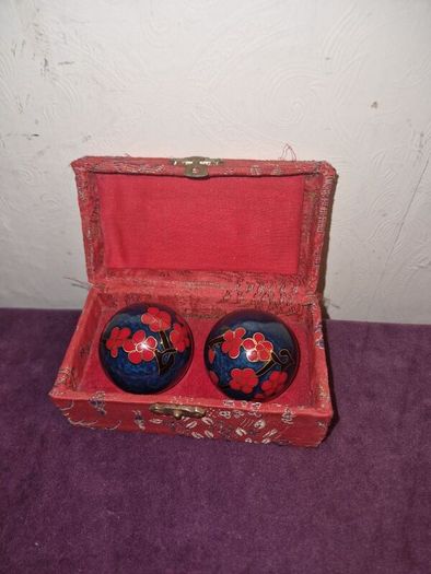 Chinese Mediation sound balls