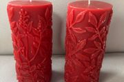 2 x Etched Red pillar candles
