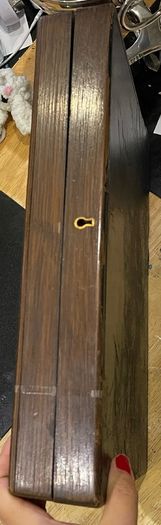 1 antique wooden display box