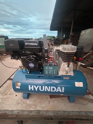 Hyundai Compressor 200L