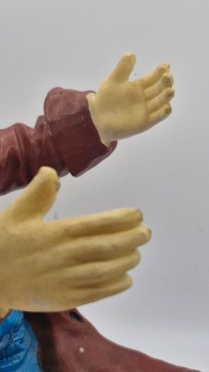 clown figure