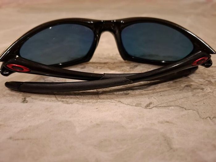 oakley