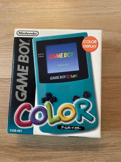 Nintendo Gameboy Color CGB-001 Color Boxed and Manual + Flash Card 4GB