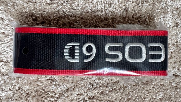 Genuine Canon EOS 6D Neck Strap - brand new