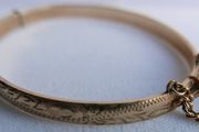 Victorian 9CT Gold B.C.  B. CORE Leaf Engraved Bangle Bracelet, Circa 1878 12,51g