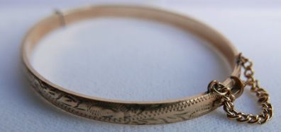 Victorian 9CT Gold B.C.  B. CORE Leaf Engraved Bangle Bracelet, Circa 1878 12,51g