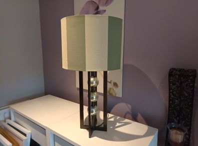 Large table lamp