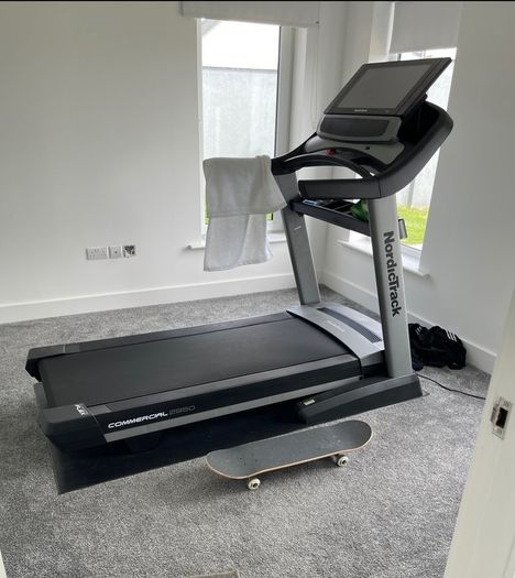 Nordictrack 2950 Commercial Treadmill