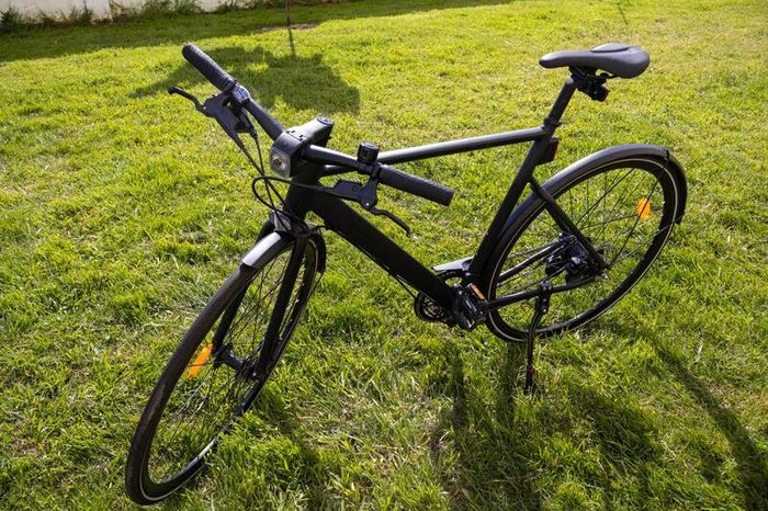 City Bike Elops Speed 920 + Helmet, U-lock, Vest