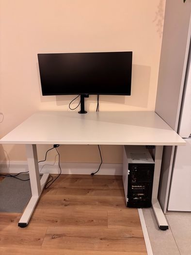 Steelcase Migration SE Sit/Standing Desk
