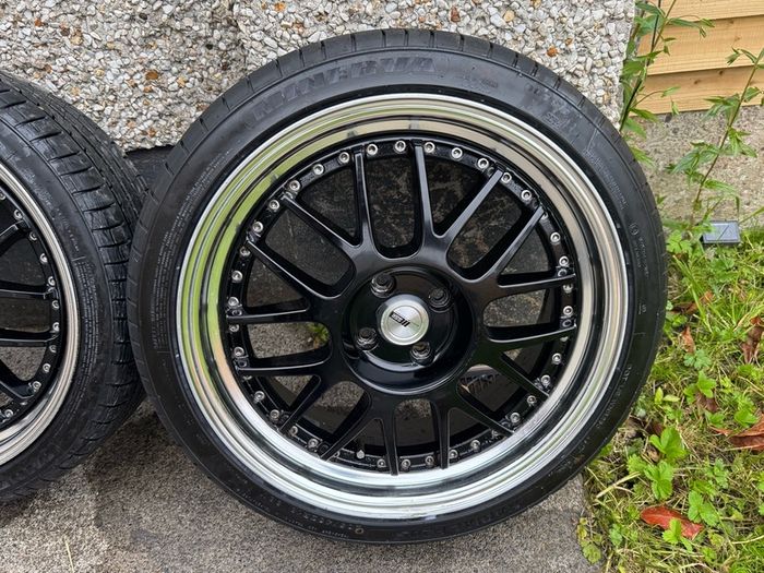 18 inch SSR Professor MS1 split wheels.