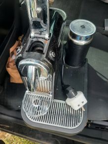 Nespresso Coffee machine & milk frotter