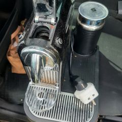 Nespresso Coffee machine & milk frotter