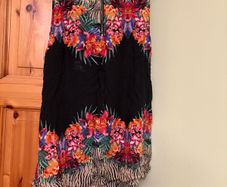 Womans Summer Top Size 22