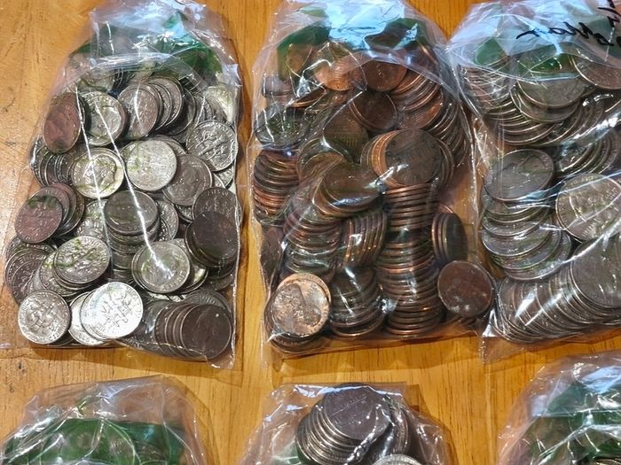 Bulk US Coins 2.9KG Mixed Lot of over 750 Coins Circulated