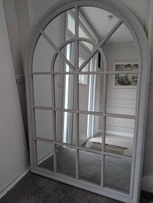 arched Hampton style mirror