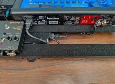 Palmer Pedalbay 80 with Harley Benton PowerPlant ISO-1AC Pro Modular & cables