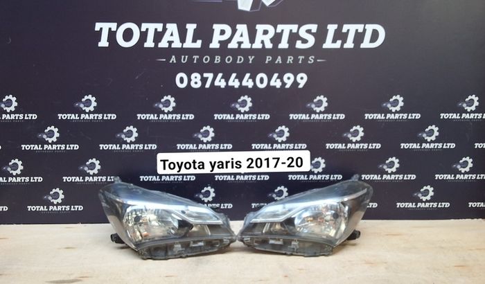Toyota yaris 2017-20 headlights