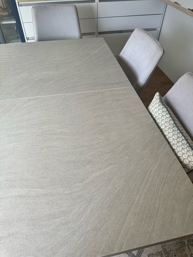 Dinning table