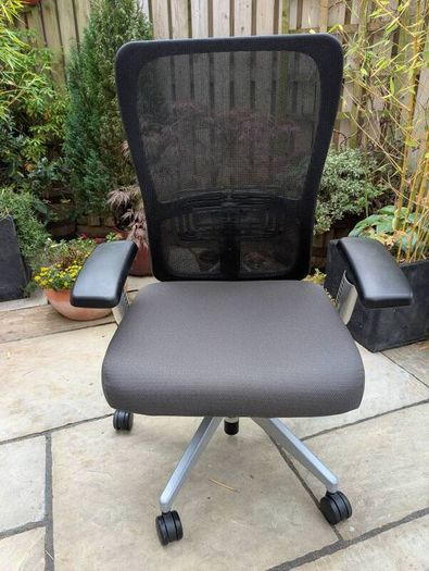 ergonomic office chair