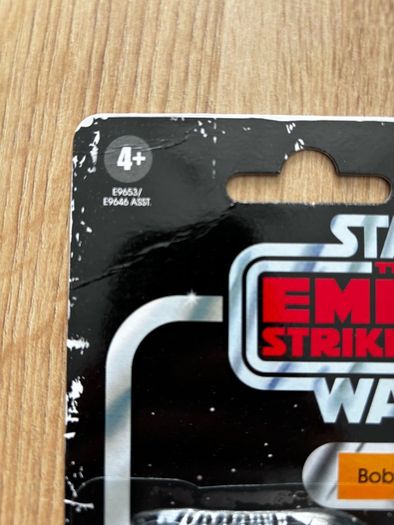 Hasbro Star Wars The Empire Strikes Back Boba Fett Retro with Ultimate Guard