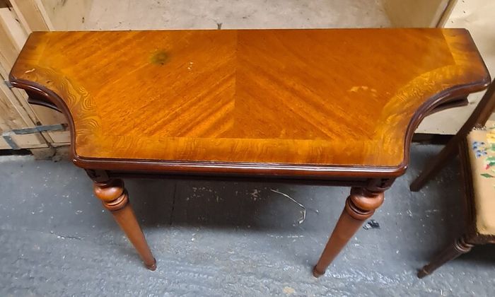 Vintage Wooden Console Table / Side Table with Carved Details