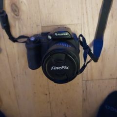 Finepix S9500