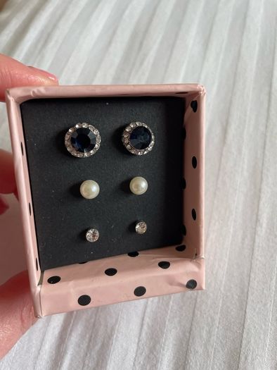 Earings
