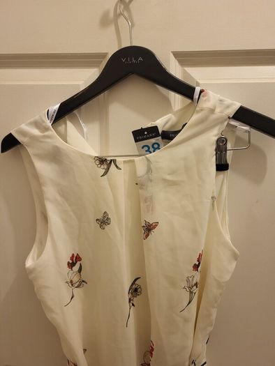 Flowery dress Size 10
