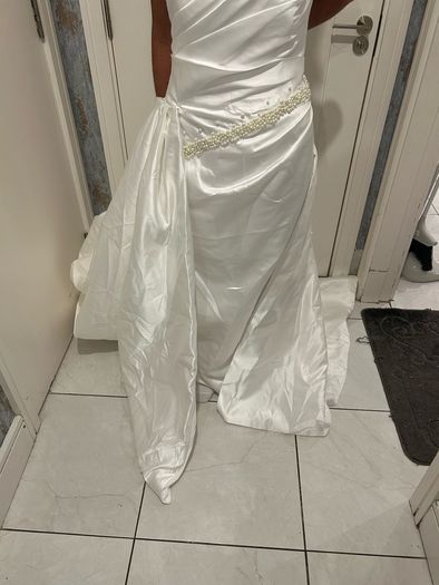 wedding dress or after dress