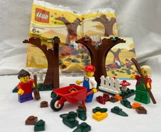 Lego Autumn Scene 40057