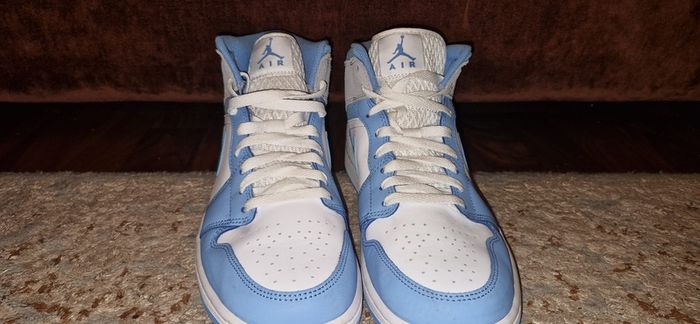 Nike Air Jordan 1 Mid University Blue Grey Shoes
