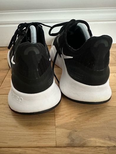 Black Nike Superrep