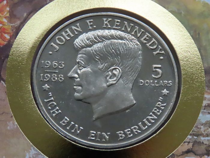 JFK John F Kennedy vintage 1988 coin cover