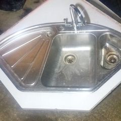 Kitchen sink