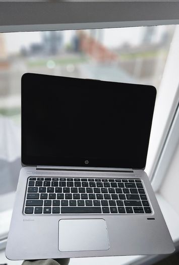 HP EliteBook Folio 1040 G3 i7