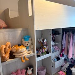 bunk bed