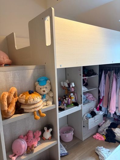 bunk bed