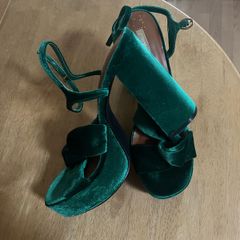 Brand new pair of platform sandals