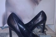 Black High Heels Size 7