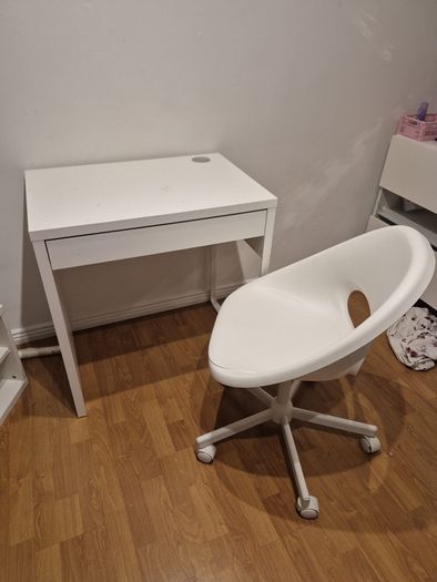 Desk & Chair