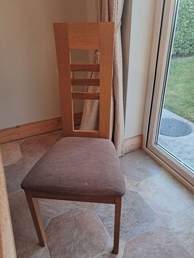 PRICE REDUCTION !! - Dining Table & Chairs