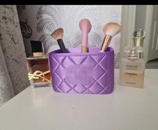 makeup organizer